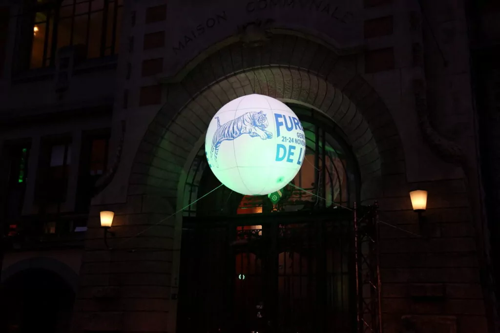 sphère hélium extérieur